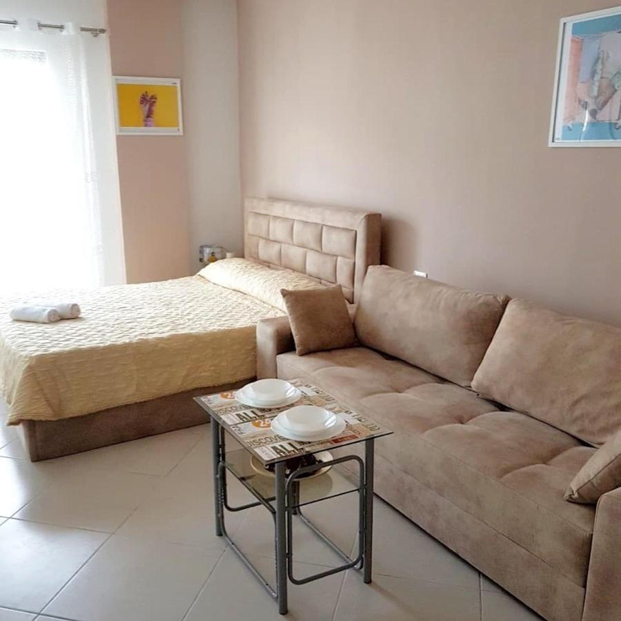Apartamenti Velvet Shëngjin Eksteriør billede